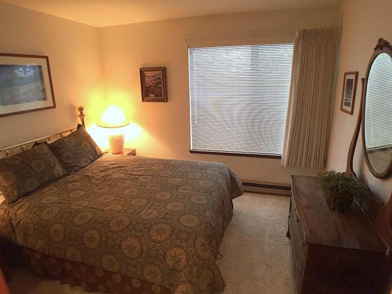 Standard Condos With Free Parking Mammoth Lakes Bilik gambar
